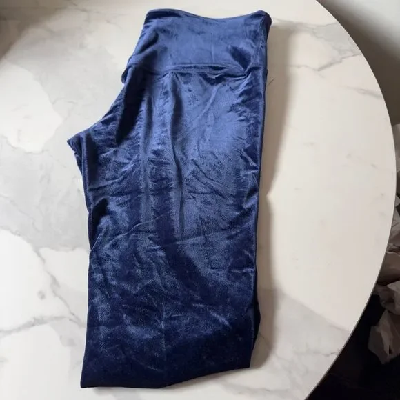 Athlete Elation Velvet Legging Cobalt Blue 1X - Picture 2 of 3